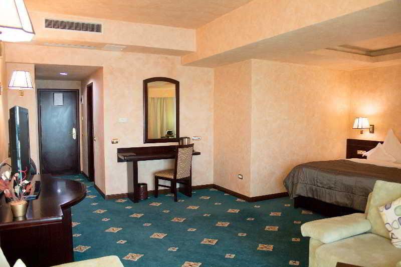 Hotel Delta 4 Tulcea Exterior foto